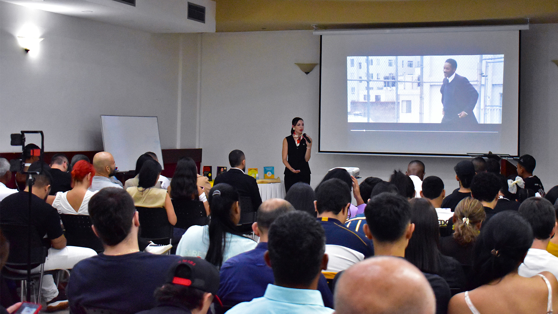 Agustina Mirazo ofreció un exitoso seminario en Tuluá sobre negocios digitales